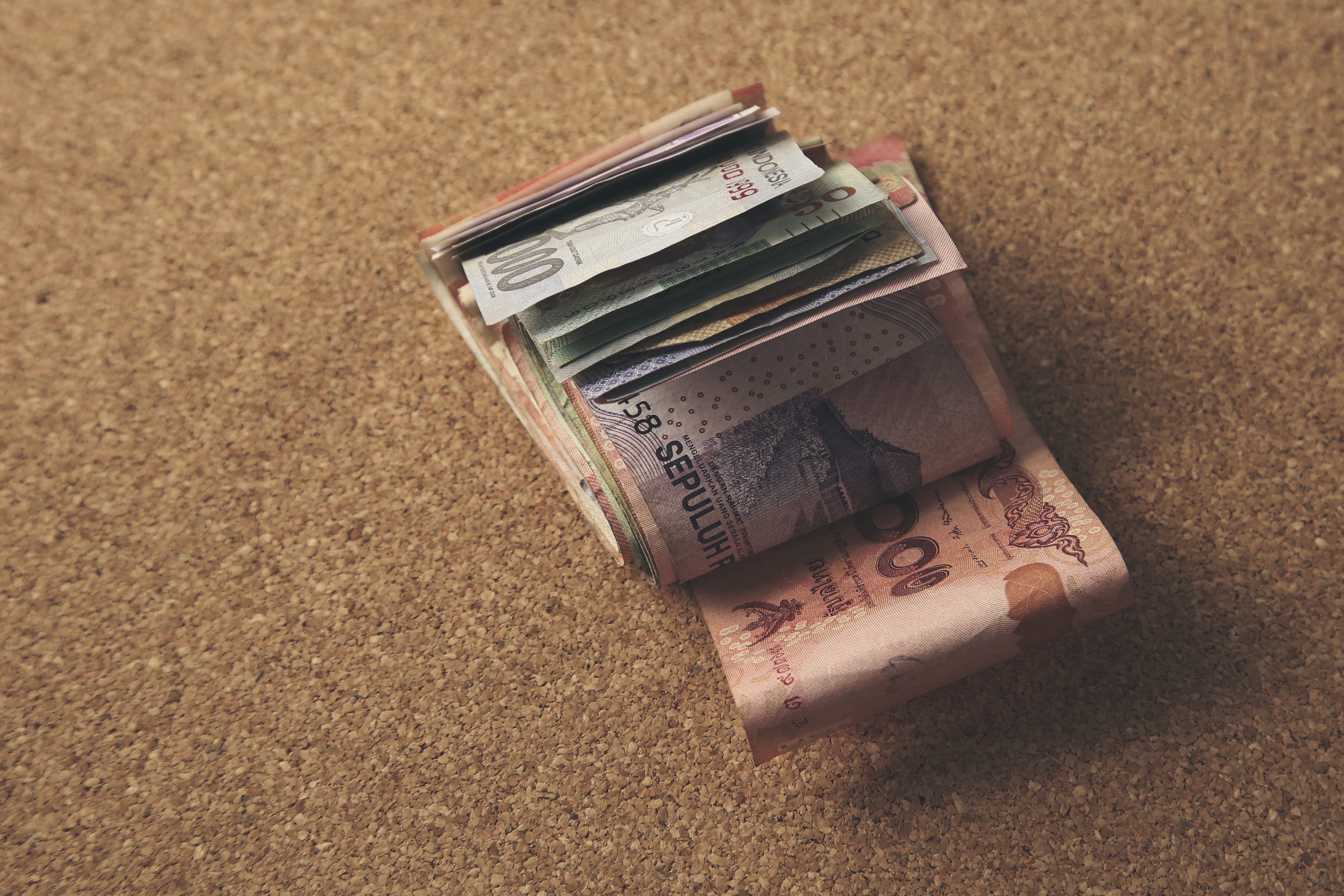 Send money to Bangladesh safely and quickly from UAE